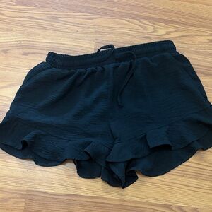 Derek Heart Black High Waist Ruffle Shorts